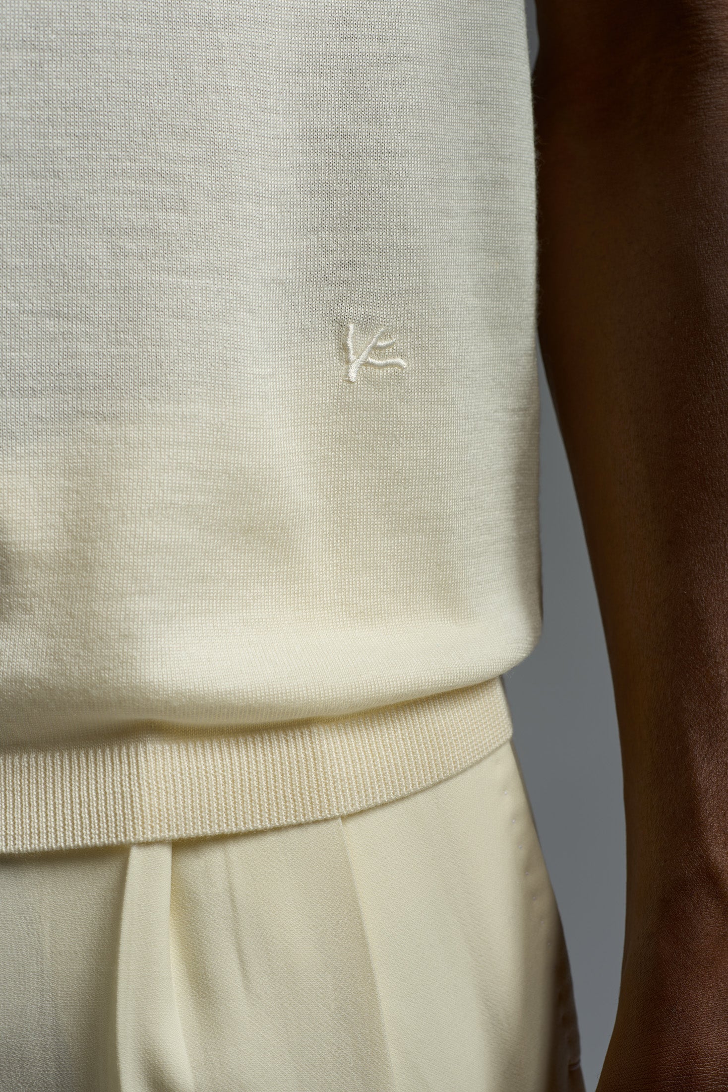 T-Shirt - Image 4