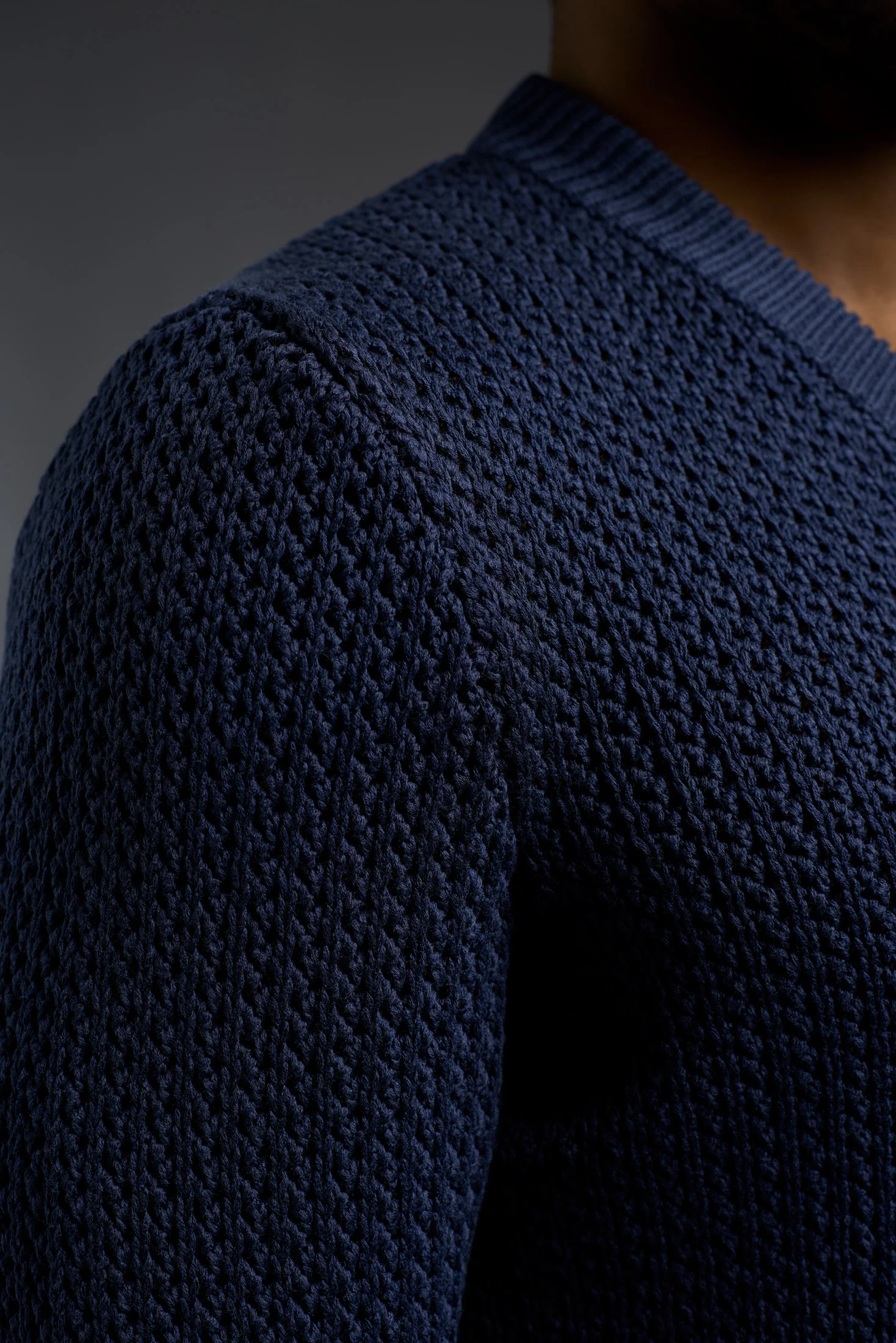 Silk and Cotton V-Neck - Image 4