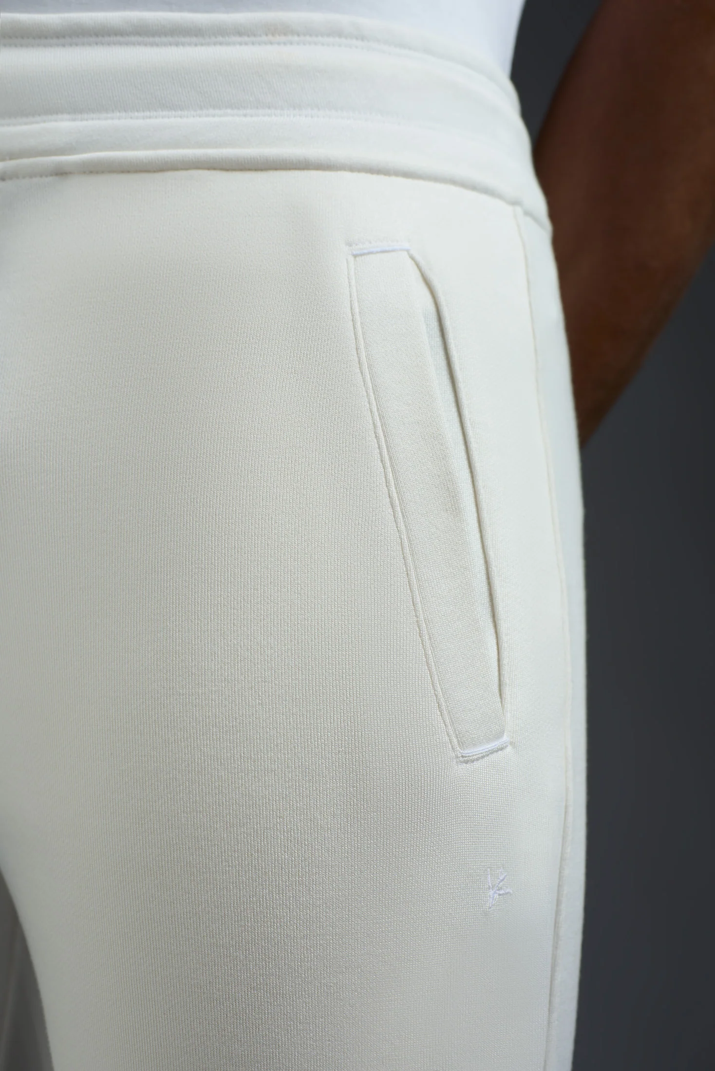 Comfort Cotton Silk Short Pants - Image 3
